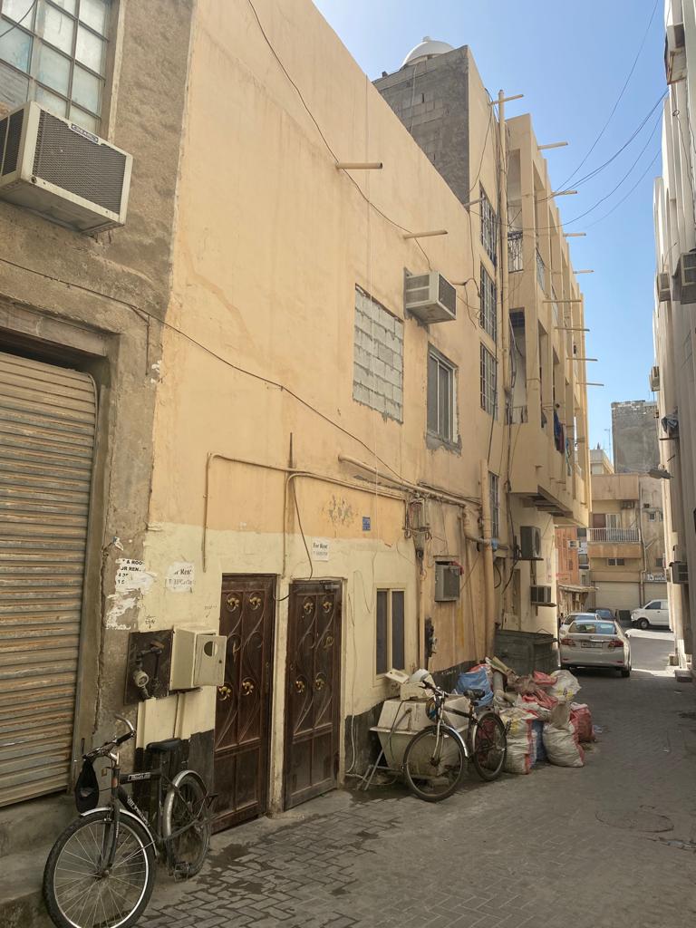 فيلا في المنامة للبــيع