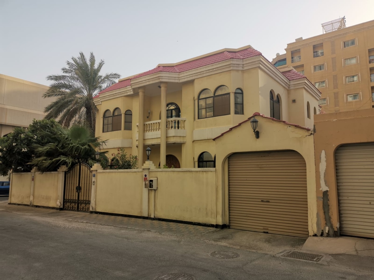 فيلا في الجفير للبــيع