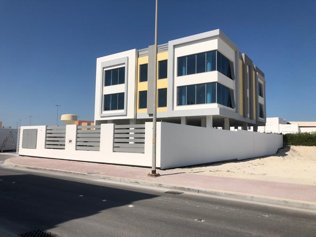 بناية في ديار المحرق للبــيع