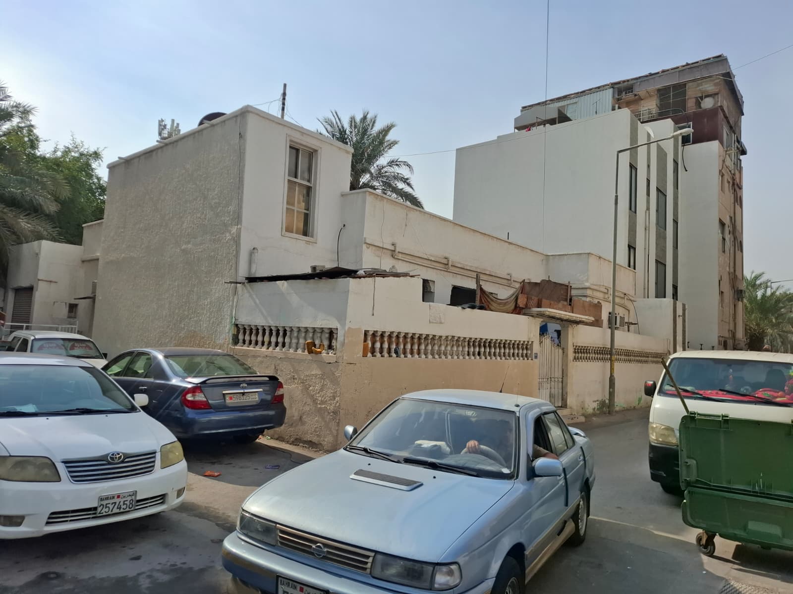 فيلا في المنامة للبــيع