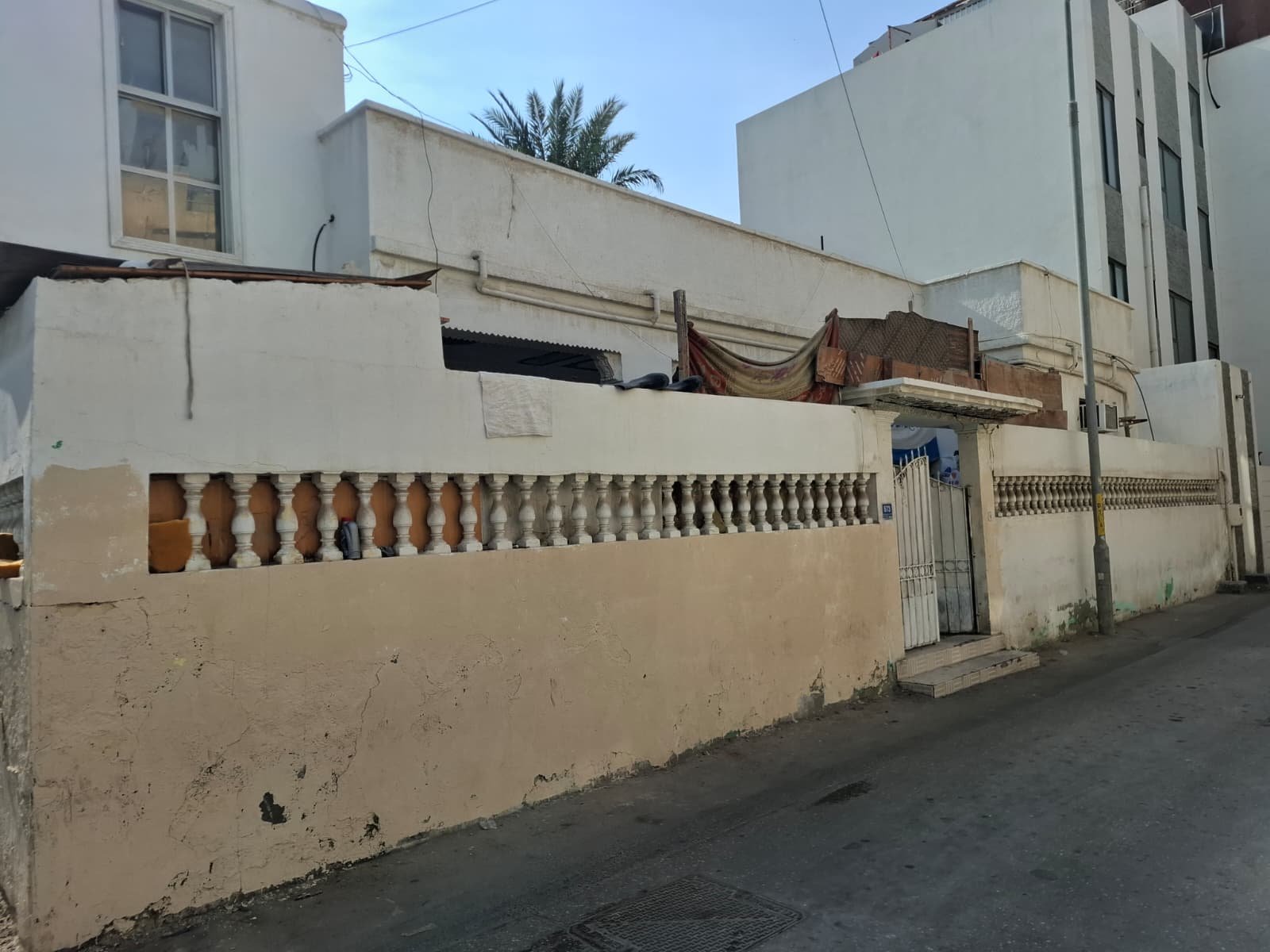فيلا في المنامة للبــيع
