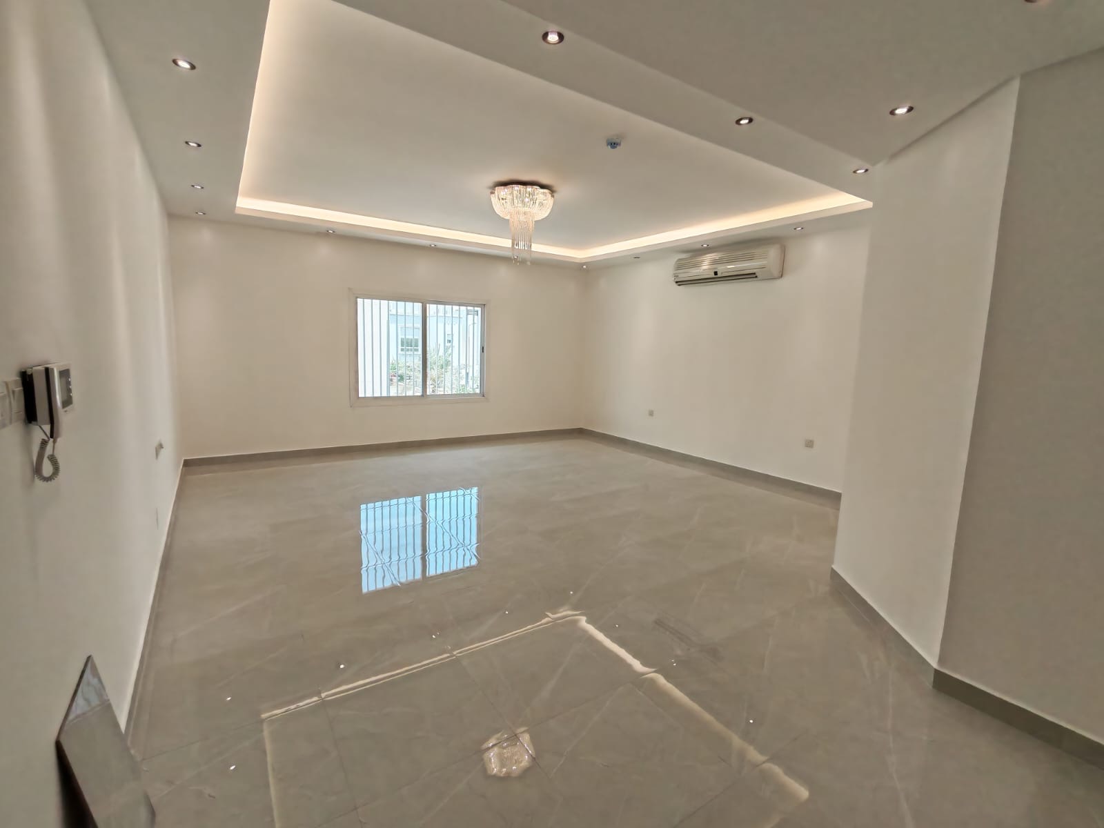 شقة في عراد للبيع و إيجار
