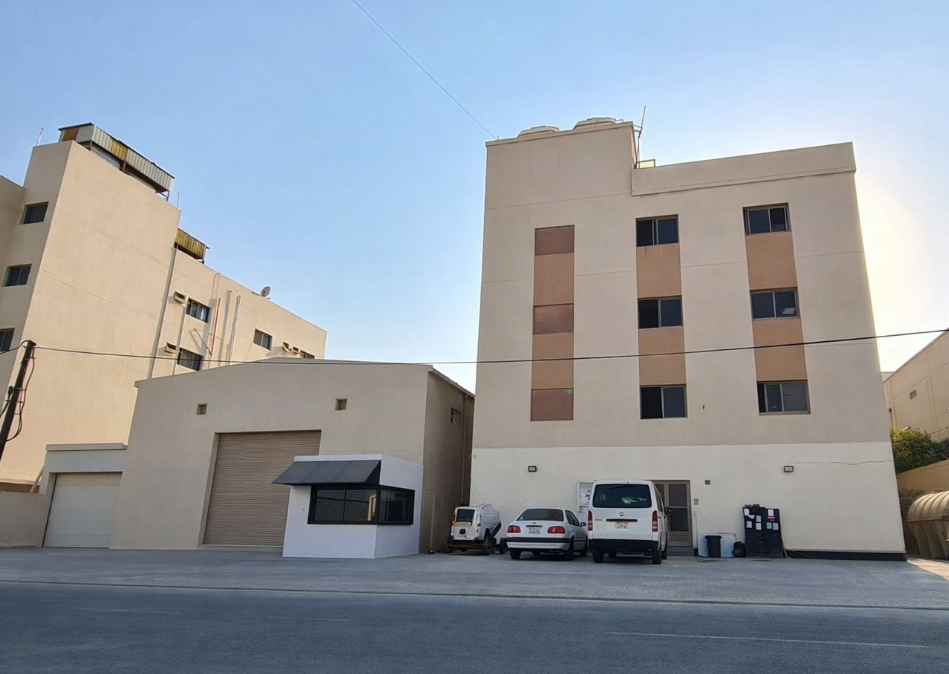 Building in Ras Zuwayed for Sale